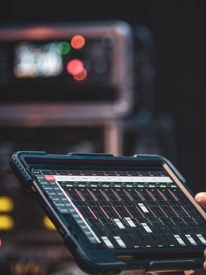 Show calling, technical direction & control_t2